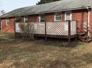 127 Westbrook Dr, Hampton, VA 23666