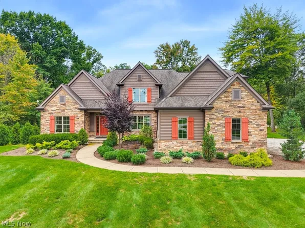 18180 Sedge Ct, Auburn Township, OH 44023