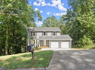 680 Millay Ct, Stone Mountain, GA 30088