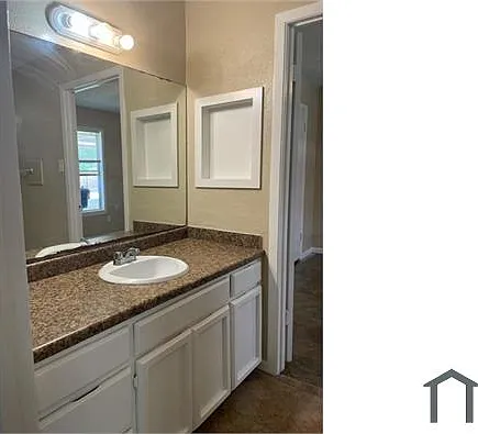 3625 Crestbrook Ct #1 — Photo 10