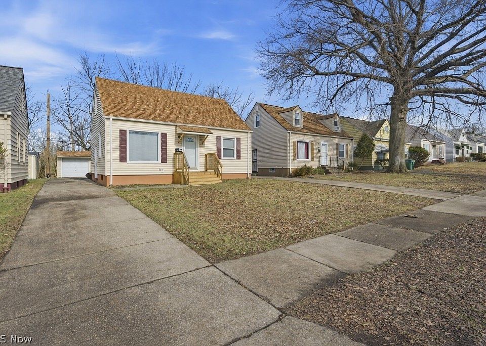 1st image of 20705 Hansen Rd