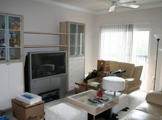 11371 Aristotle Dr #9310, Fairfax, VA 22030