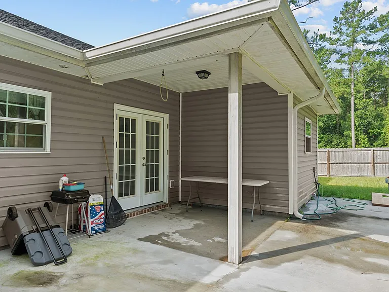 118 Clay St NE — Photo 35