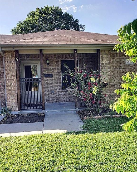 2nd image of 1606 Kings Ct