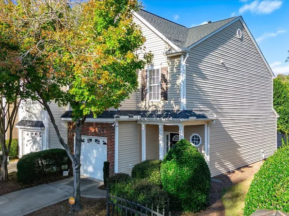 2 Bay Springs Dr, Simpsonville, SC 29681
