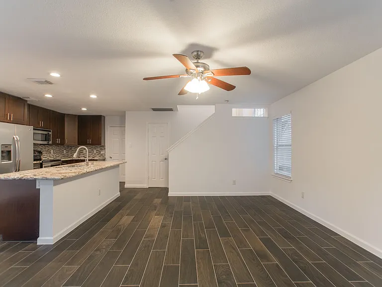 226 Blushwood Pl — Photo 18