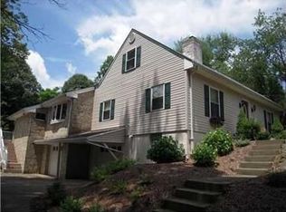 303 Forestwood Dr, Gibsonia, PA