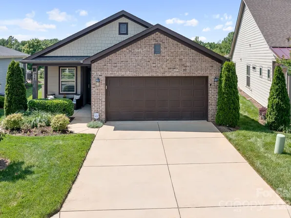 6143 Raven Rock Dr, Denver, NC 28037