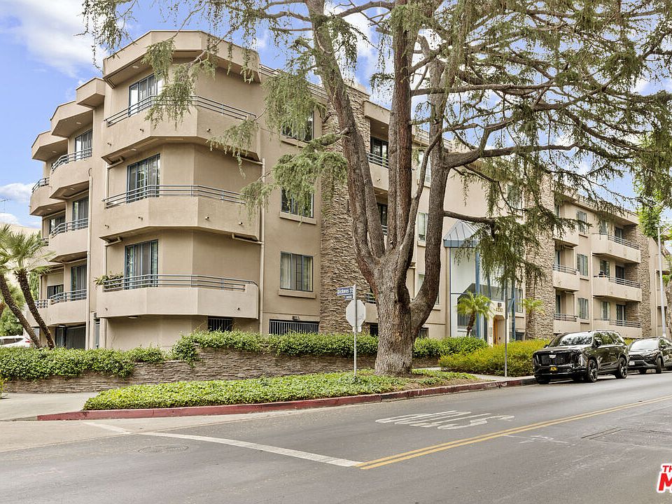 1st image of 4230 Stansbury Ave APT 105