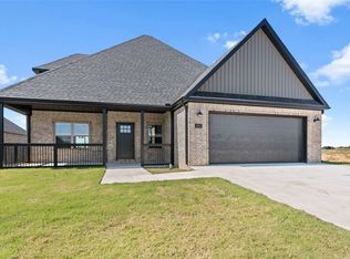 810 Ann Pl, Bentonville, AR 72713