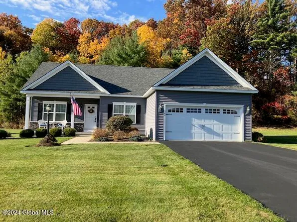 41 Devin Court, Queensbury, NY 12804