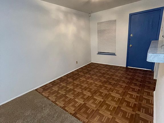 4th image of 2423 Spicewood Dr