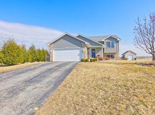 109 Summit Ave, Dassel, MN 55325