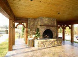 6141 Waltons Point, Conroe, TX 77304