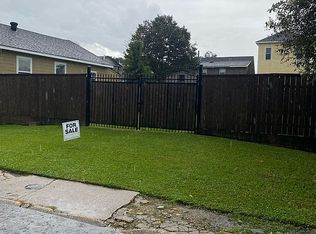 1338 Aviators St, New Orleans, LA 70122