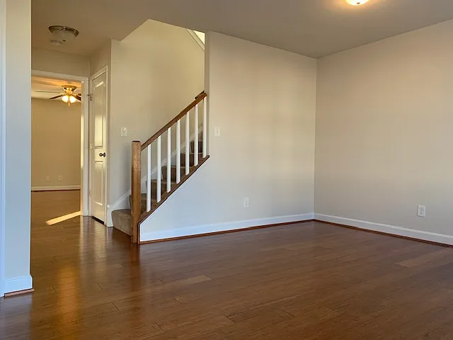 6907 Lunette Ln — Photo 2