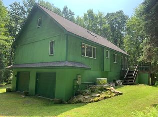 73 Fawn Ridge Dr, Hawley, PA 18428