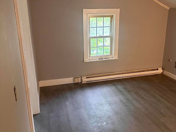 4th image of 3033-3035 Main St #5