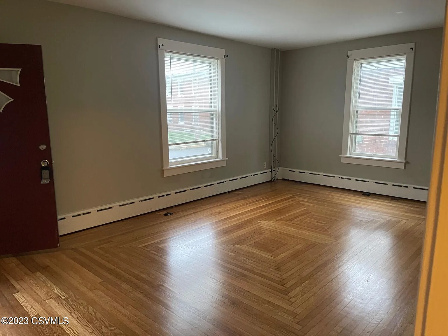 1 bed, 1025 sqft, $900 — Photo 4