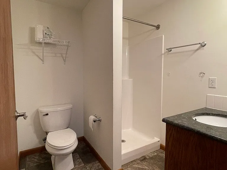 941 W 3rd St #7-1 — Photo 5