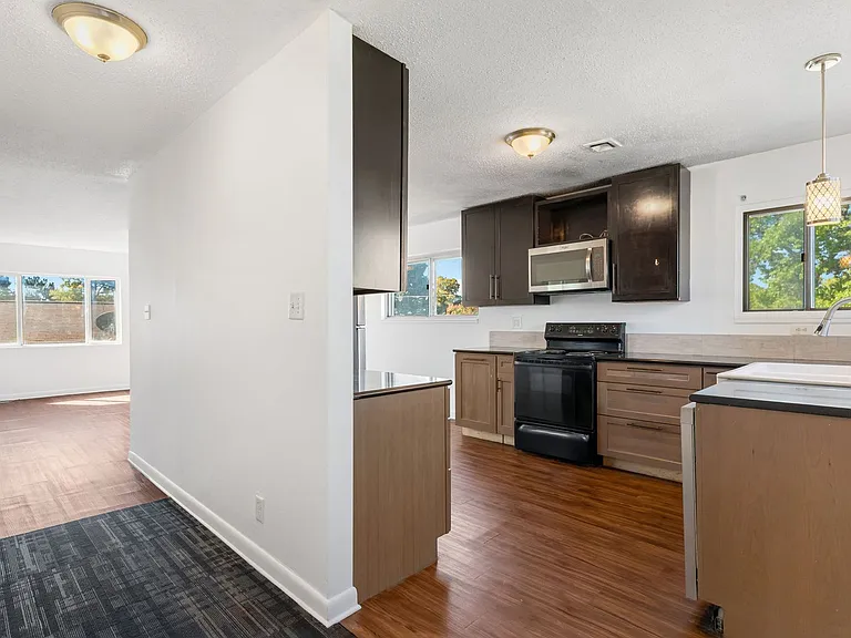 3290 Cherry St #1 — Photo 10