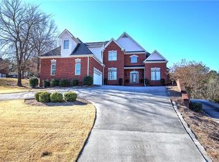 113 Vogel St NE, Calhoun, GA 30701