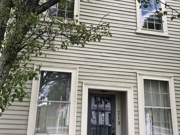 319 Essex St, Salem, MA 01970