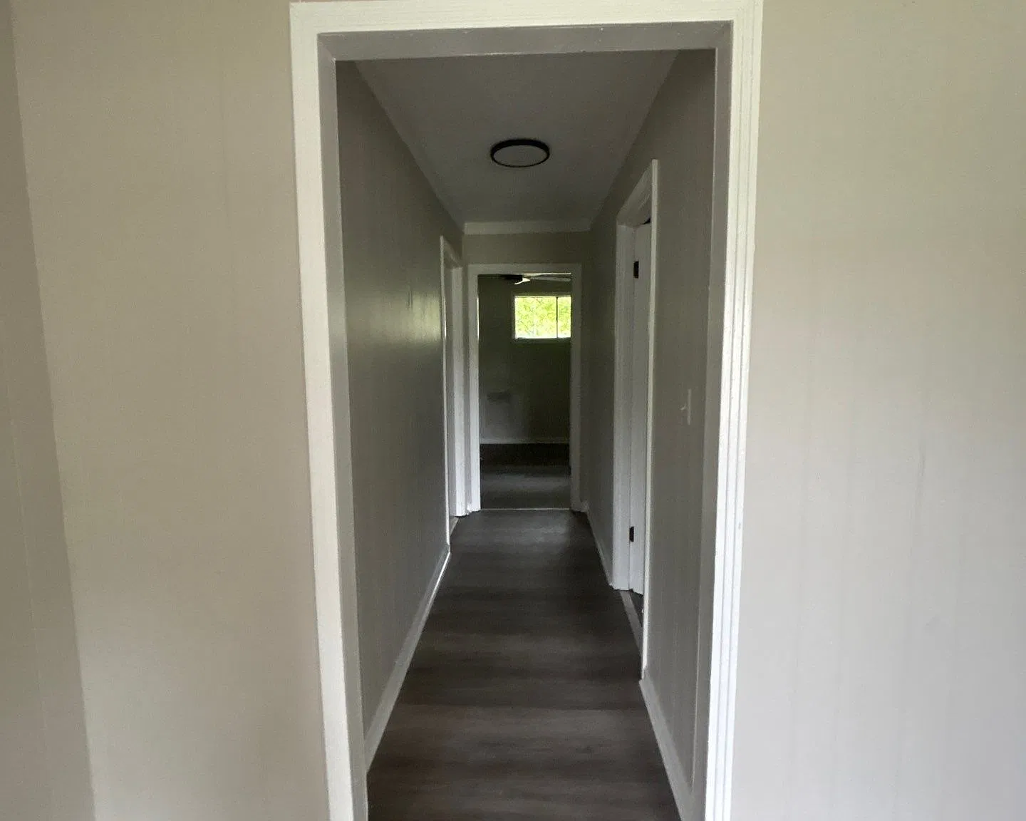 328 Keltner Street Halls - 1 — Photo 4