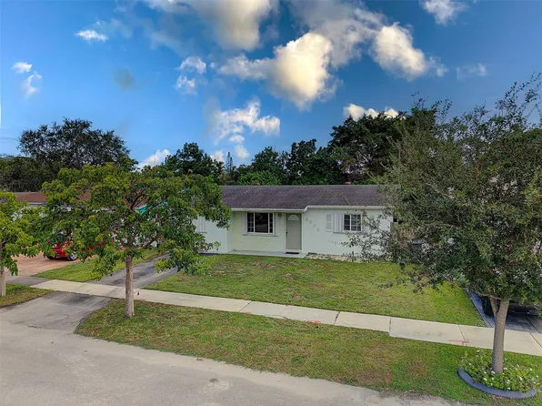 6308 Dawson Street, Hollywood, FL 33023