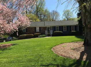 150 Forest Dr, Advance, NC 27006