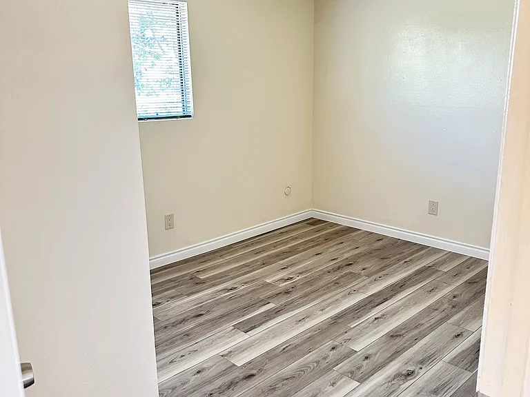 13103 Sundance Ave — Photo 15