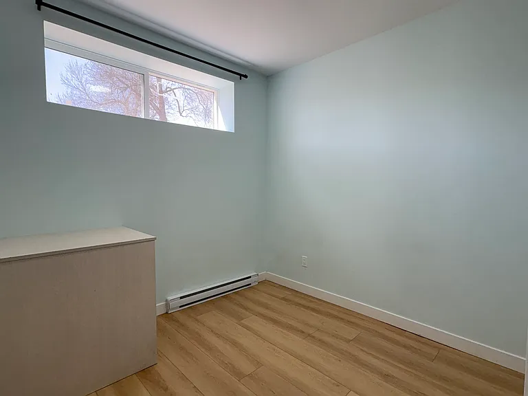 441 Monreith St — Photo 7