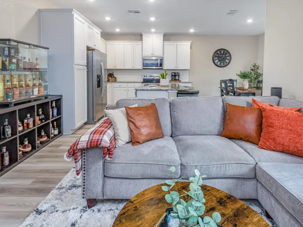 2906 School House Ln, Lincoln, CA 95648