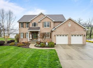 11 Kings Rd, Washington, PA 15301