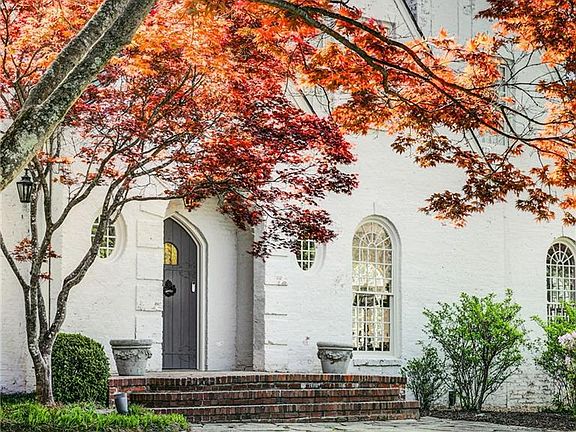 4th image of 3119 Habersham Rd NW
