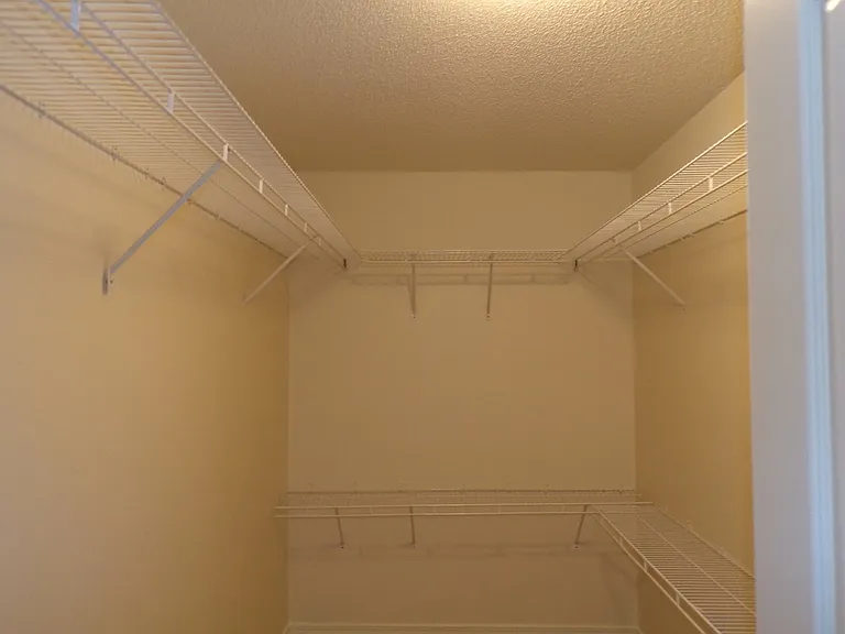 8454 Ferlon Ave — Photo 14