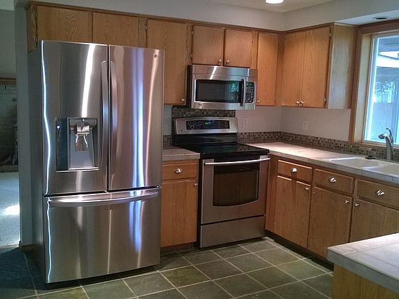 5th image of 3510 NE 155th Ave