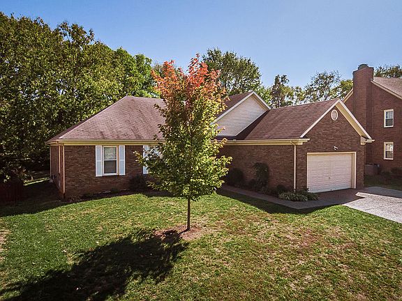 2nd image of 3509 Westwood Farms Dr