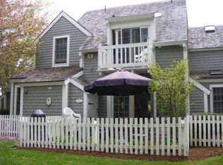 30 Flying Cloud Cir #30, Mashpee, MA 02649