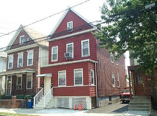 220 Delaware St, Elizabeth, NJ 07206