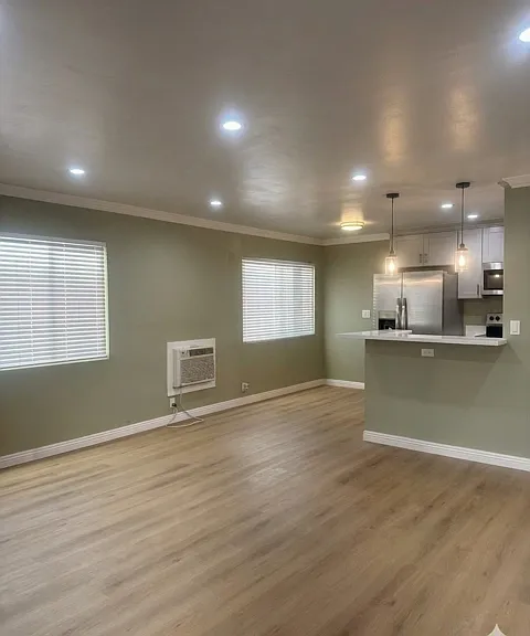 14241 Broadway #B — Photo 2