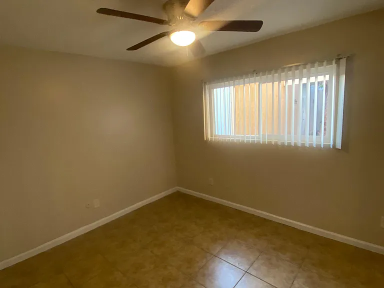 1401 S Gilbert St #2 — Photo 5