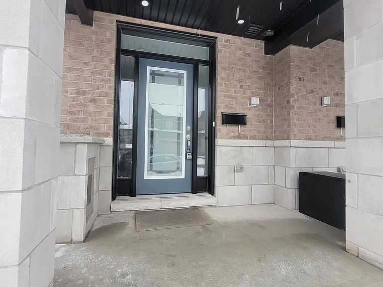 1026 Hydrangea Ave — Photo 2