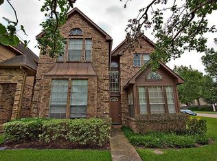 6657 Queensclub Dr, Houston, TX 77069