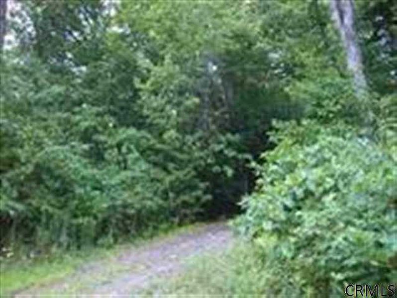 2nd image of 260 E HONEY HOLLOW Road
