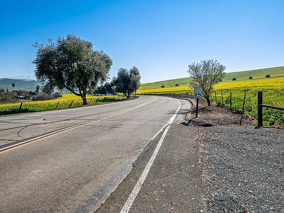 3rd image of 0 Valley View Dr