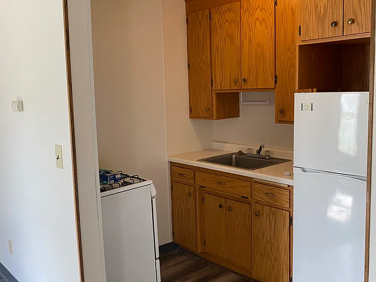 1429 Cleveland Ave N #6 — Photo 11