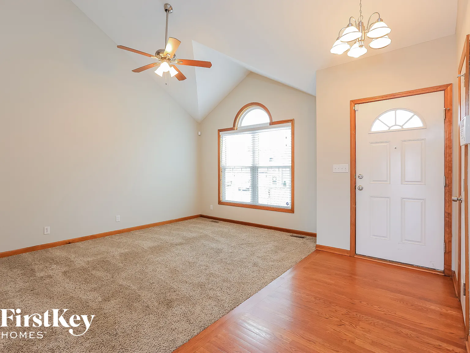 4 bed, 2.5 bath, 1980 sqft, $2,355 — Photo 3