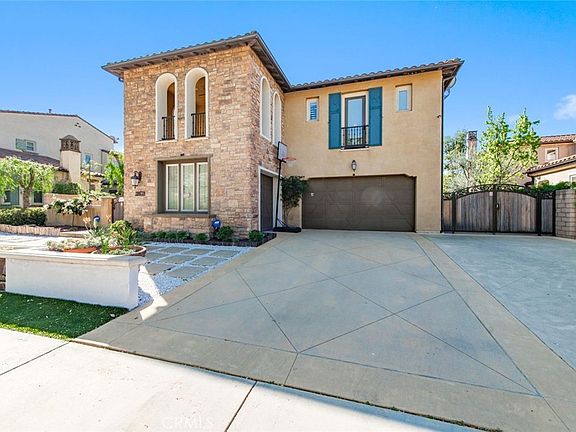 3rd image of 19678 3rd St