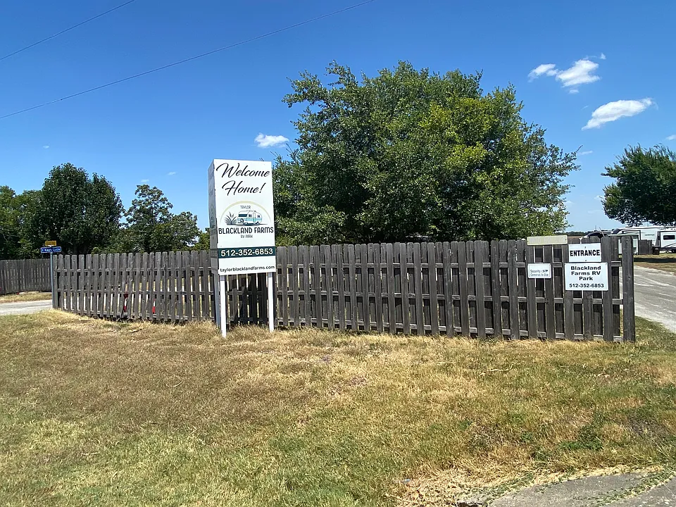 1810 County Road 374 #25